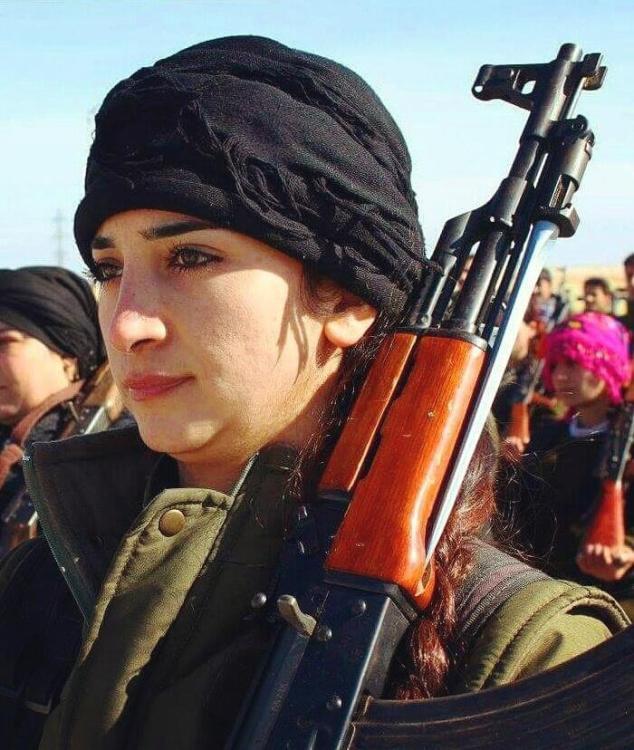 面对这一残酷现实,"库尔德娘子军"规模日益扩大,逐渐为外界所知.