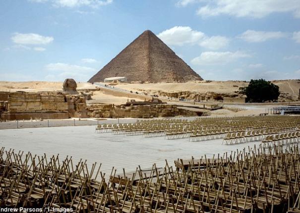 埃及旅游陷困境 金字塔门可罗雀_高清图集_新浪网