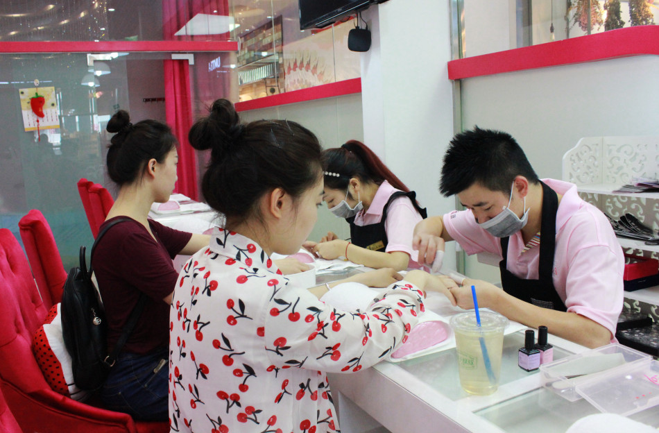 新浪四川时尚频道美甲体验活动回顾