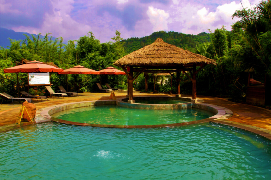 雅安周公山温泉--孟水明