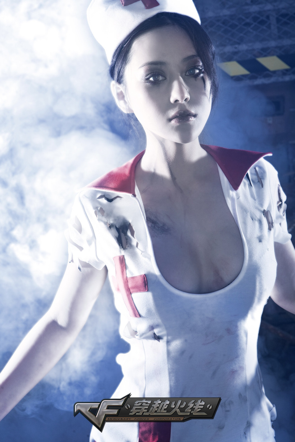 张馨予性感代言《穿越火线》