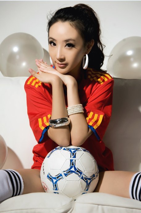《热血球球》性感足球宝贝——侯芊浥