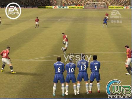 《FIFA Online2》游戏评测截图 CGWR分数：8.3分