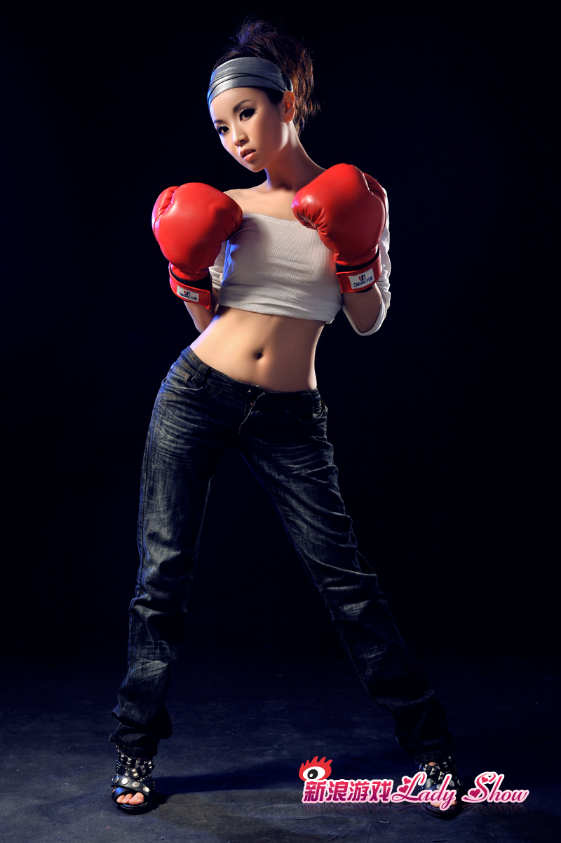 ladyshow久游网-许静