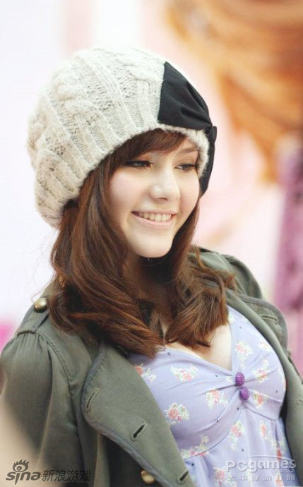 最美混血mm伊丽莎最新生活照