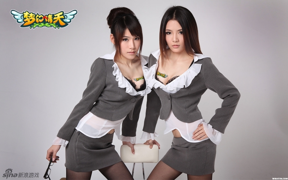 梦幻情天女秘书桃子与毛毛终极性感诱惑高清写真