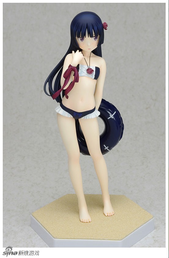 最受欢迎的人物黑猫哥特式泳装展示姣好身姿