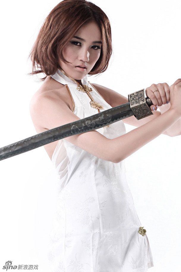 长腿御姐周子微爱舞剑更爱制服诱惑