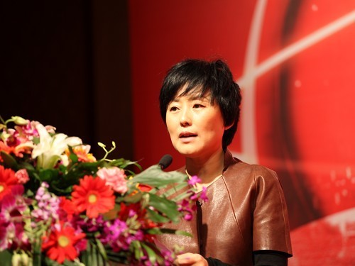 巨人总裁刘伟发表演讲