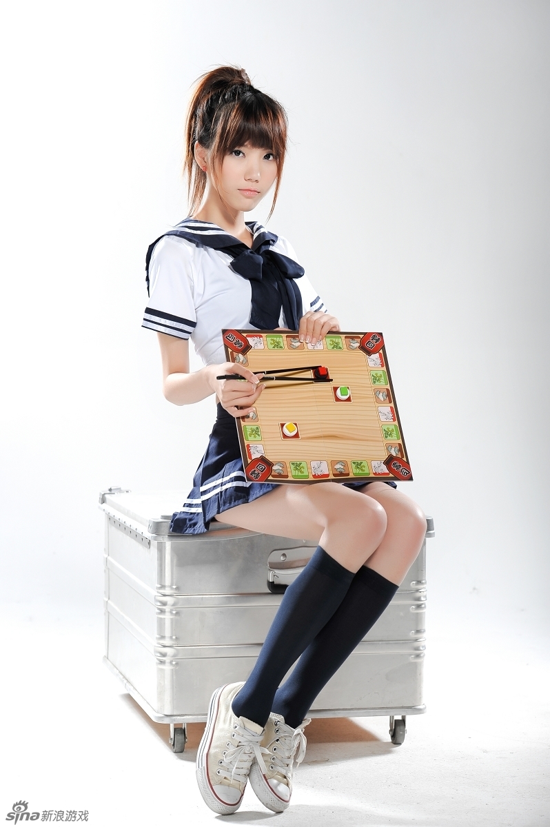 叶梓萱与你一起品尝回转寿司