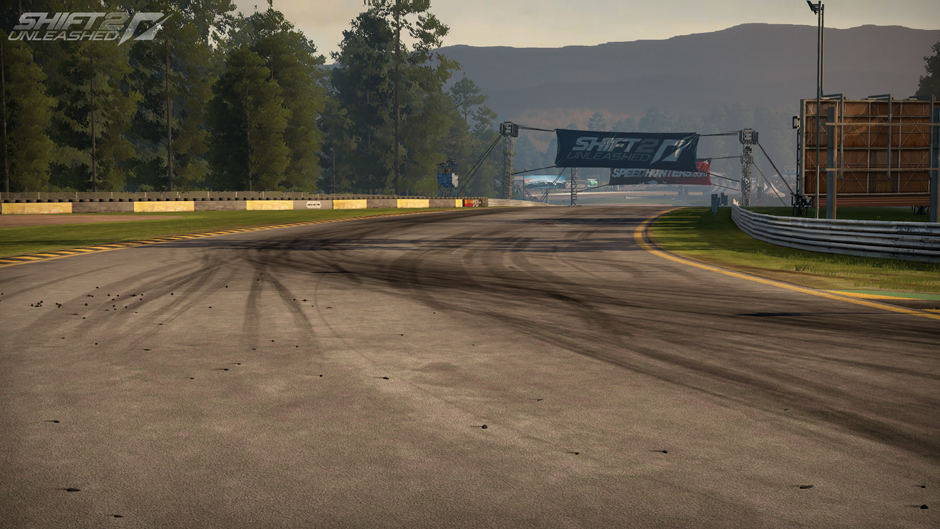 > 《极品飞车15》最新四赛道截图