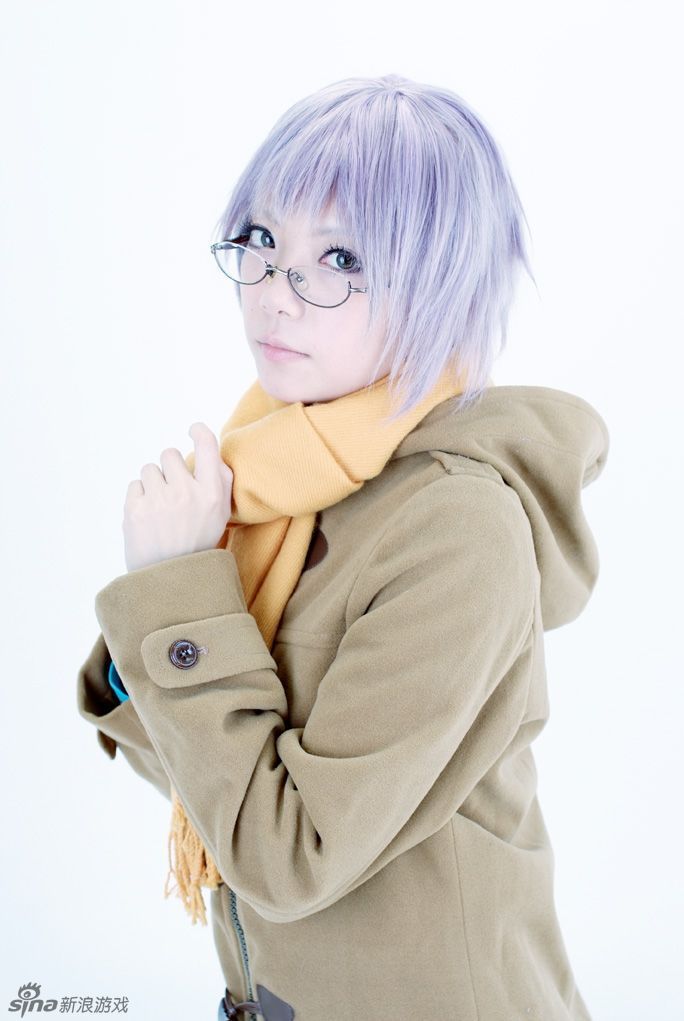 厚重冬装难挡萌力外泄 大萌神长门有希cos
