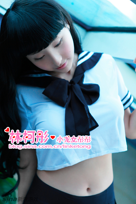 林柯彤小龙女彤彤学生装写真