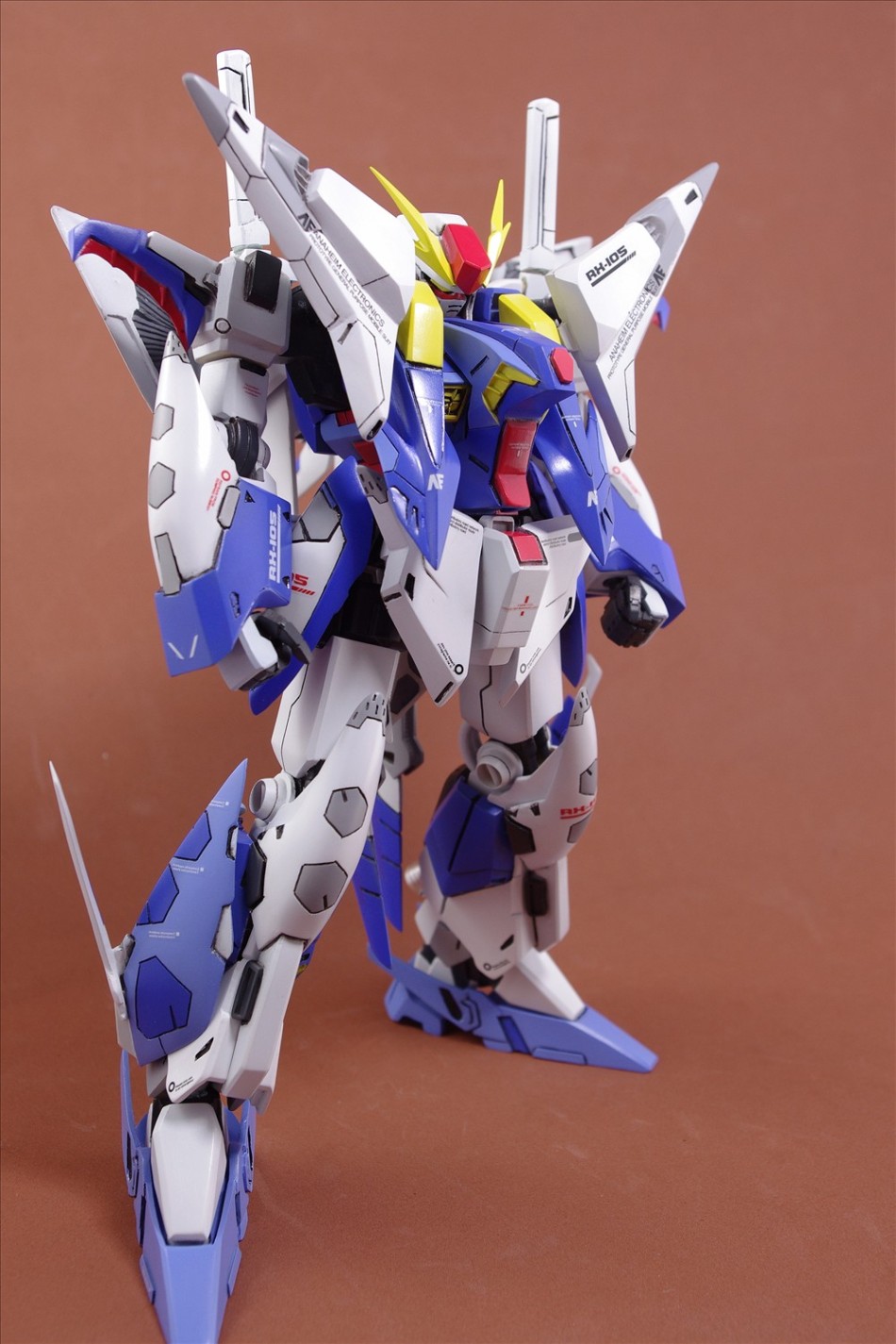 闪光的哈萨维 rx-105 01