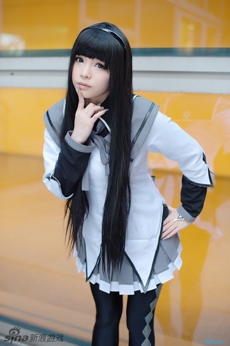 《魔法少女小圆》唯美cos 两个人都萌到爆了!点击查看更多游戏美图