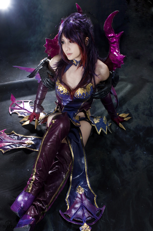 美歪永恒之塔魔族cosplay