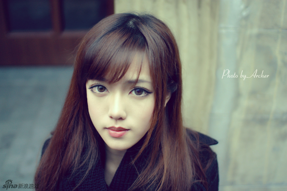 魏彦妮外景拍摄