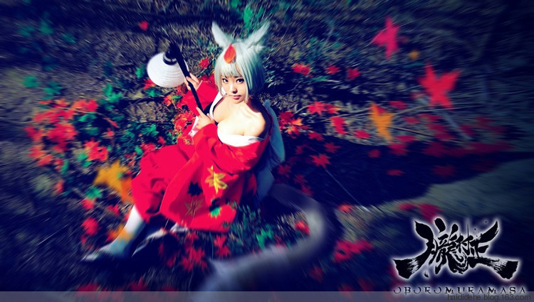 大奶妹cos胧村正绀菊美艳狐妖胸器逼人