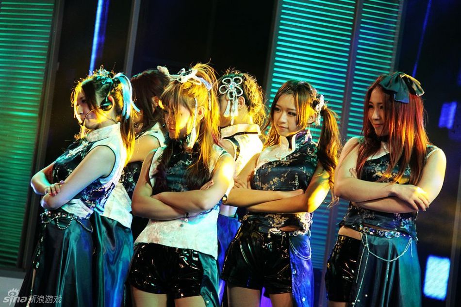 少女组合lunar青春热辣