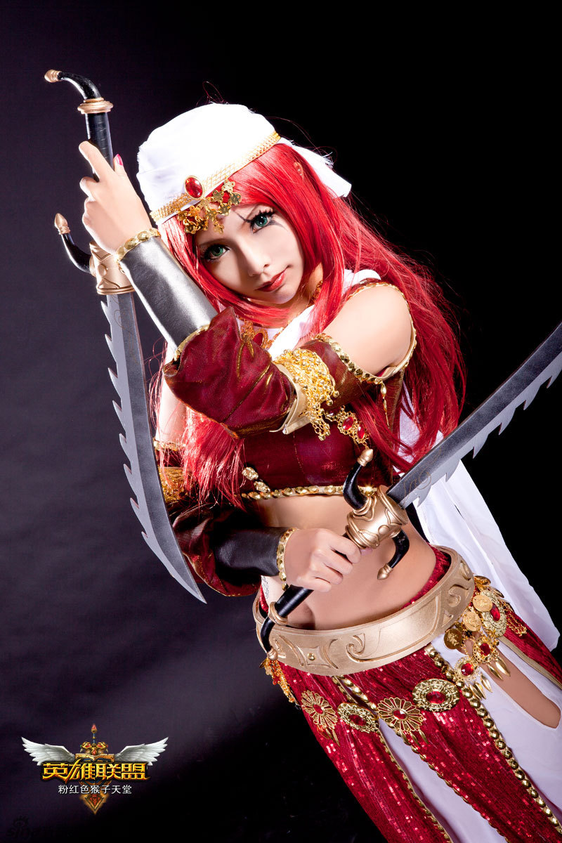 粉猴《英雄联盟》卡特琳娜-沙漠风暴