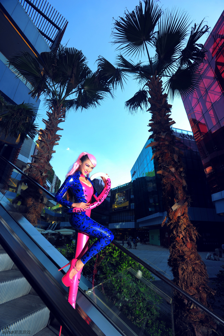 杜奕霏猫女户外写真