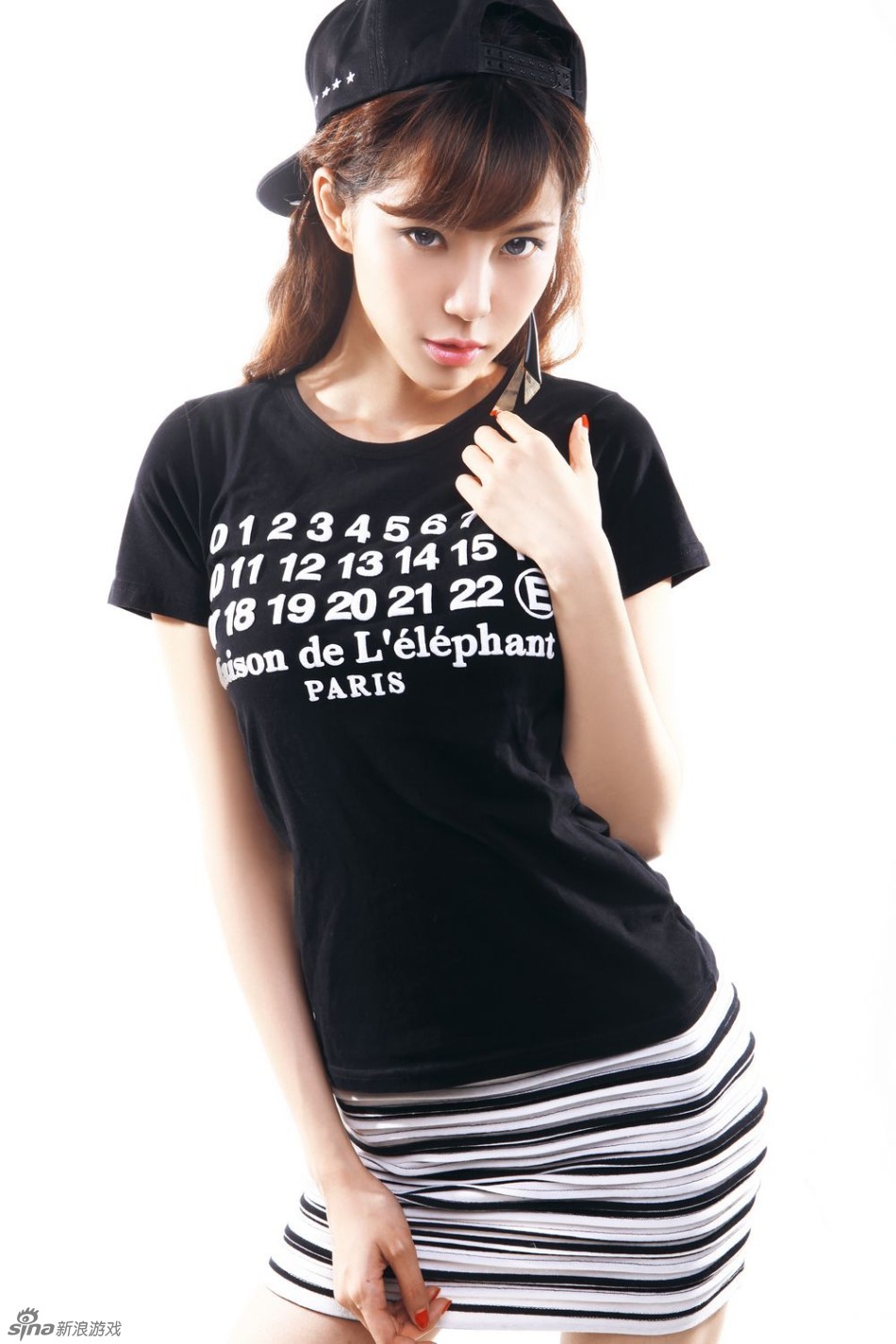 性感尤物变中性女汉子 宅男女神叶梓萱最新写真