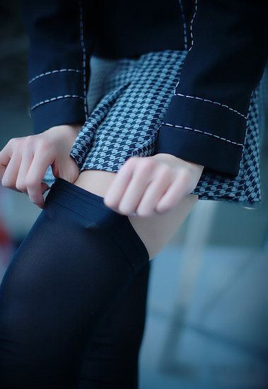 无下限!摄影大师专拍coser裙底风光