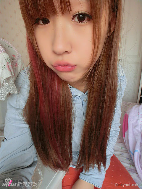 2014pink游戏女神武佳欣