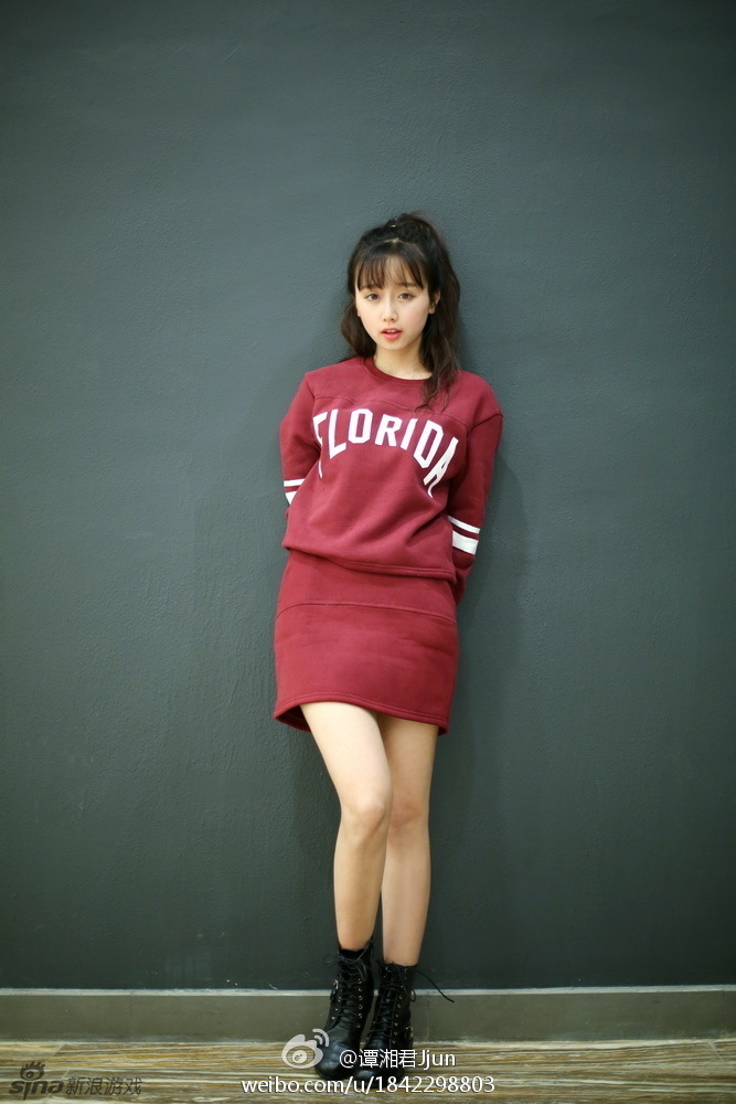 90后美女戚蓝尹领衔代言游戏