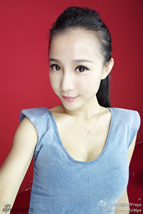 高清图集点此欣赏   伊芙蕾雅,真名卢天天,英雄联盟娱乐美女解说,曾经