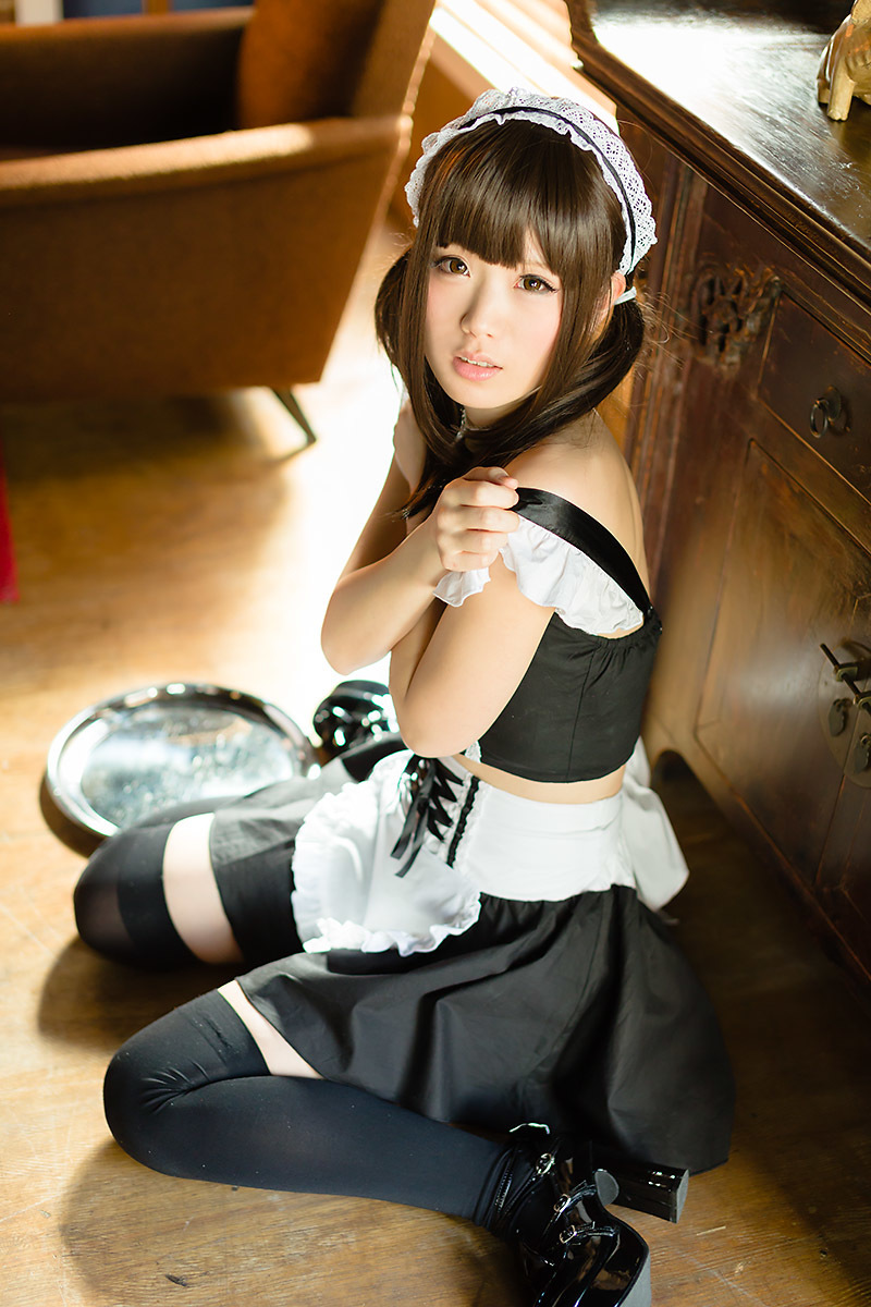 主人请让我服侍您仓坂くるる演绎女仆诱惑上