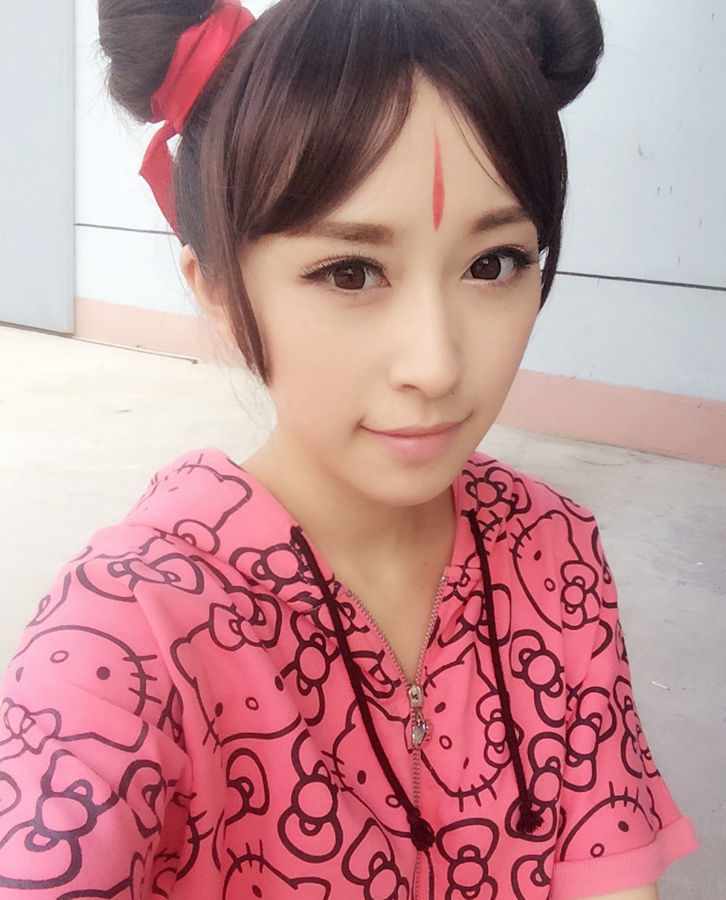 嫩模cos肌肉哪吒 网友已亮瞎