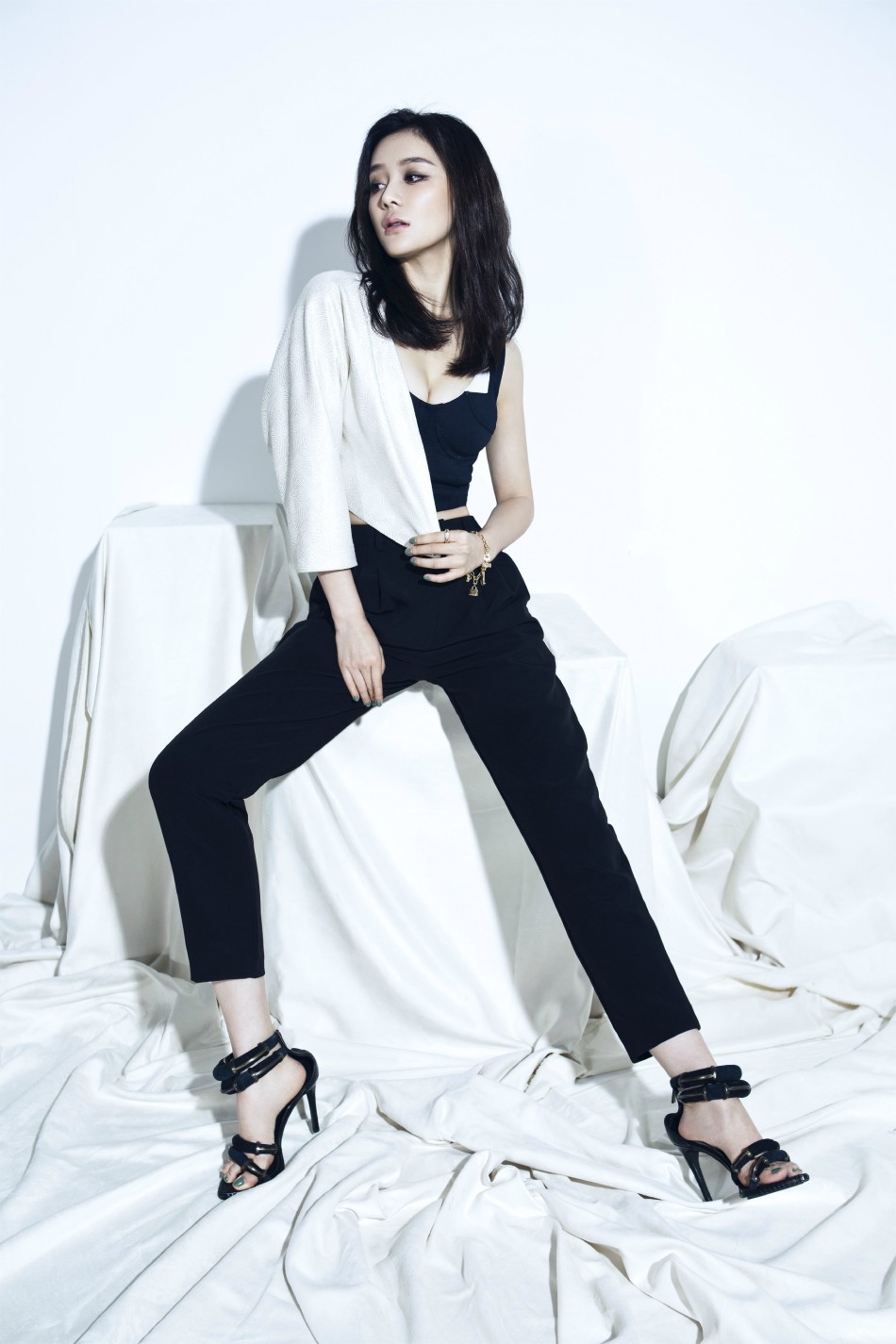 袁珊珊代言游戏 蓝装造型cos代言角色