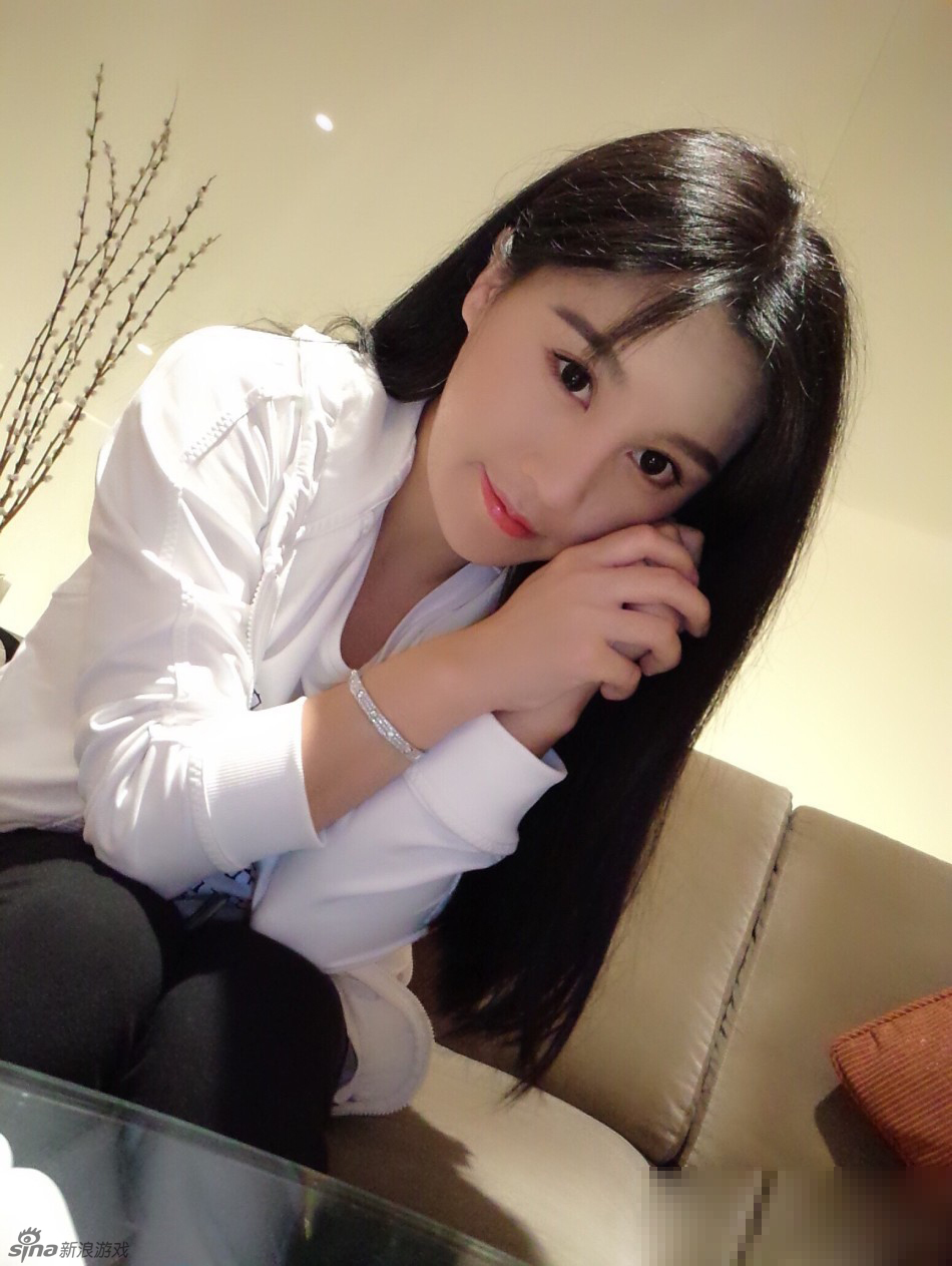 游戏代言 樊玲健身美照流出