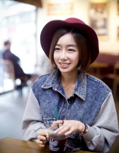 韩国电竞美女主持阿优私照楚楚动人的美丽