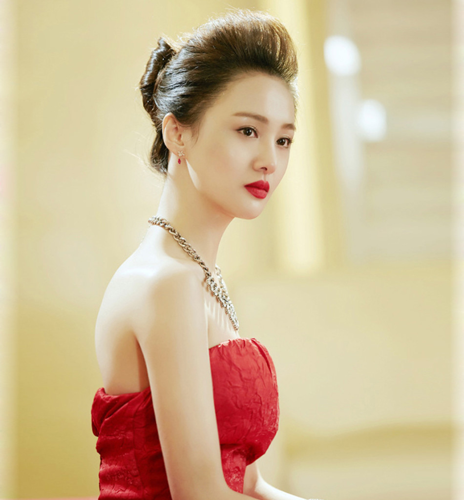 国民萌妹郑爽倾情代言q版手游