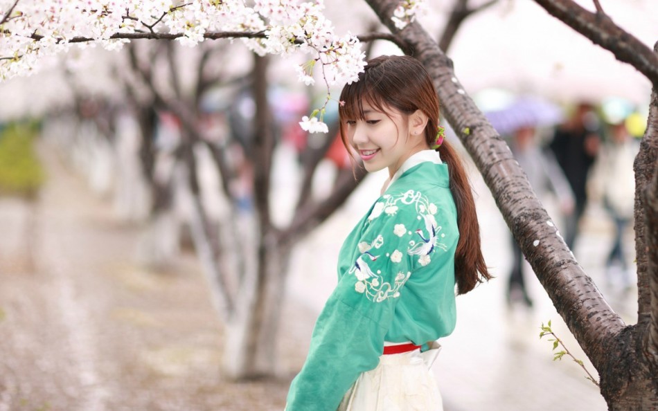 网游女神李梦颖出演网剧《仙剑》 最美韩菱纱