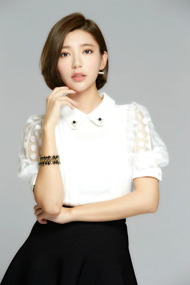 郭雪芙1988年生于台湾,在韩国人气快速飙涨,从头到脚代言接不完,曾经