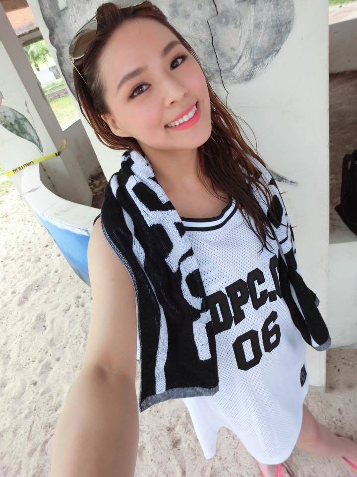&nbsp;&nbsp; 被封为"台湾第一正(ju)妹(ru)"的g奶美女(熊熊)卓毓彤