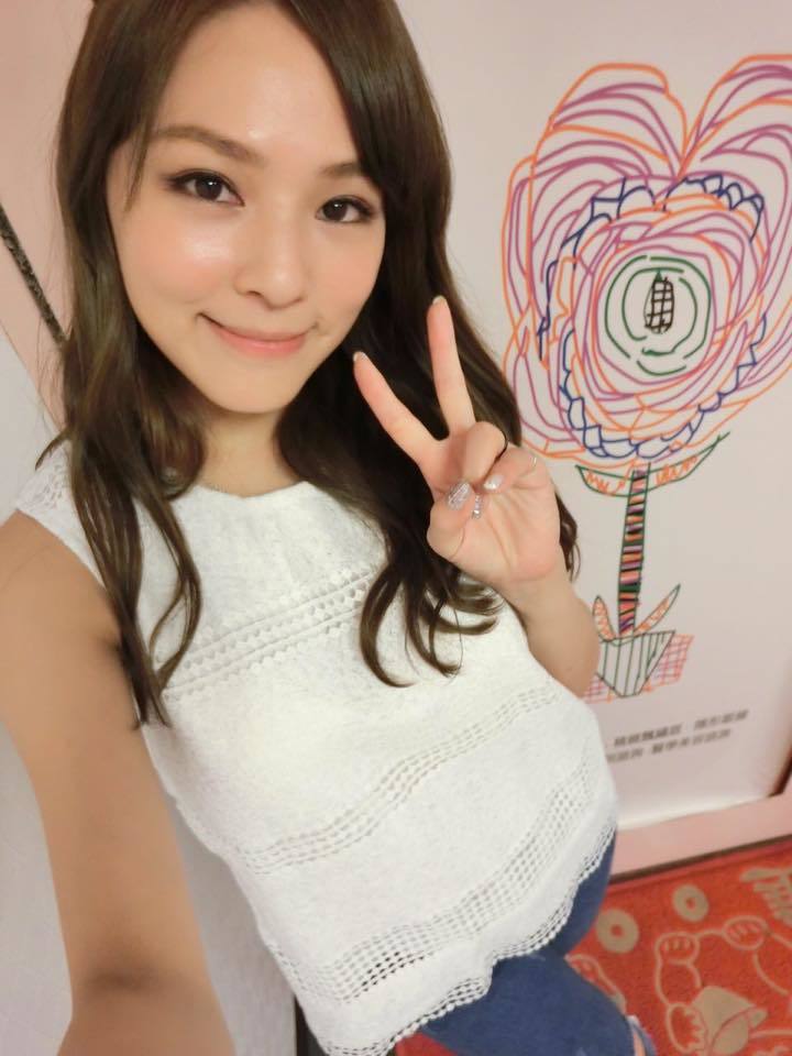 &nbsp;&nbsp; 被封为"台湾第一正(ju)妹(ru)"的g奶美女(熊熊)卓毓彤