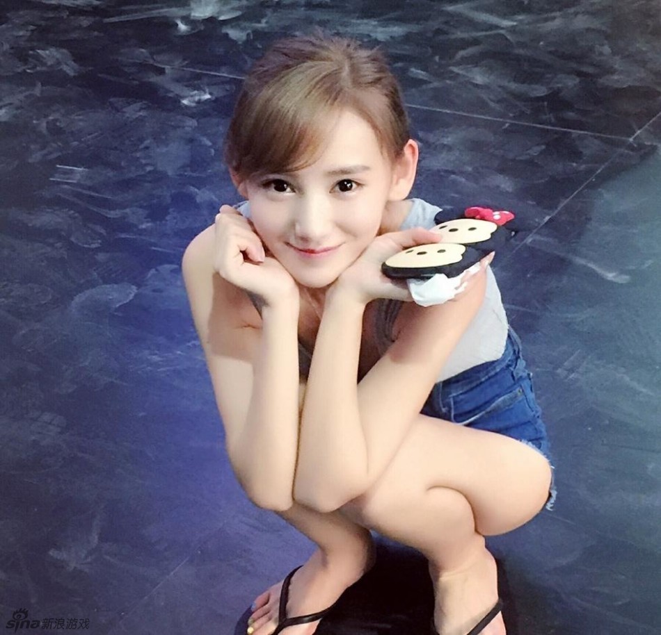 "禁胸令"下的公主范!现场实拍sg李玉洁