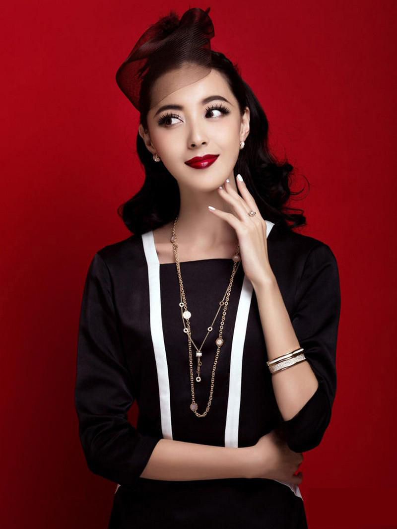 游戏开放性测试 代言人米露与全网玩家深度互动