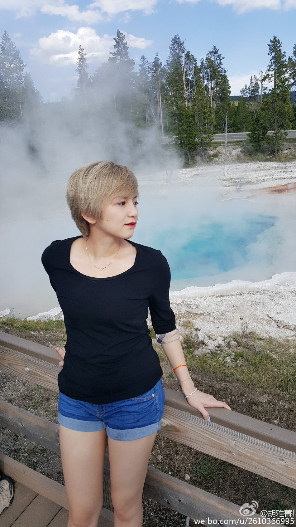 > 狐狸妈精美套图来袭 网友称赞胸怀宽广