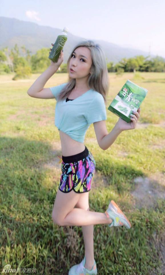 台湾宅男女神刘熏爱cos李莫愁