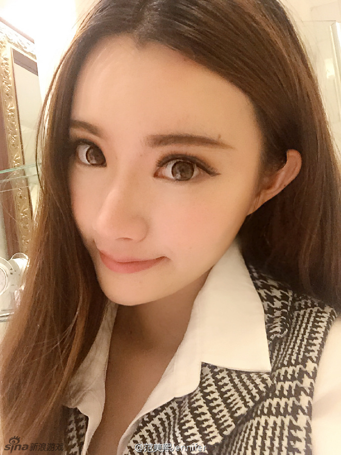 浴室女神范美熙加盟秀美照