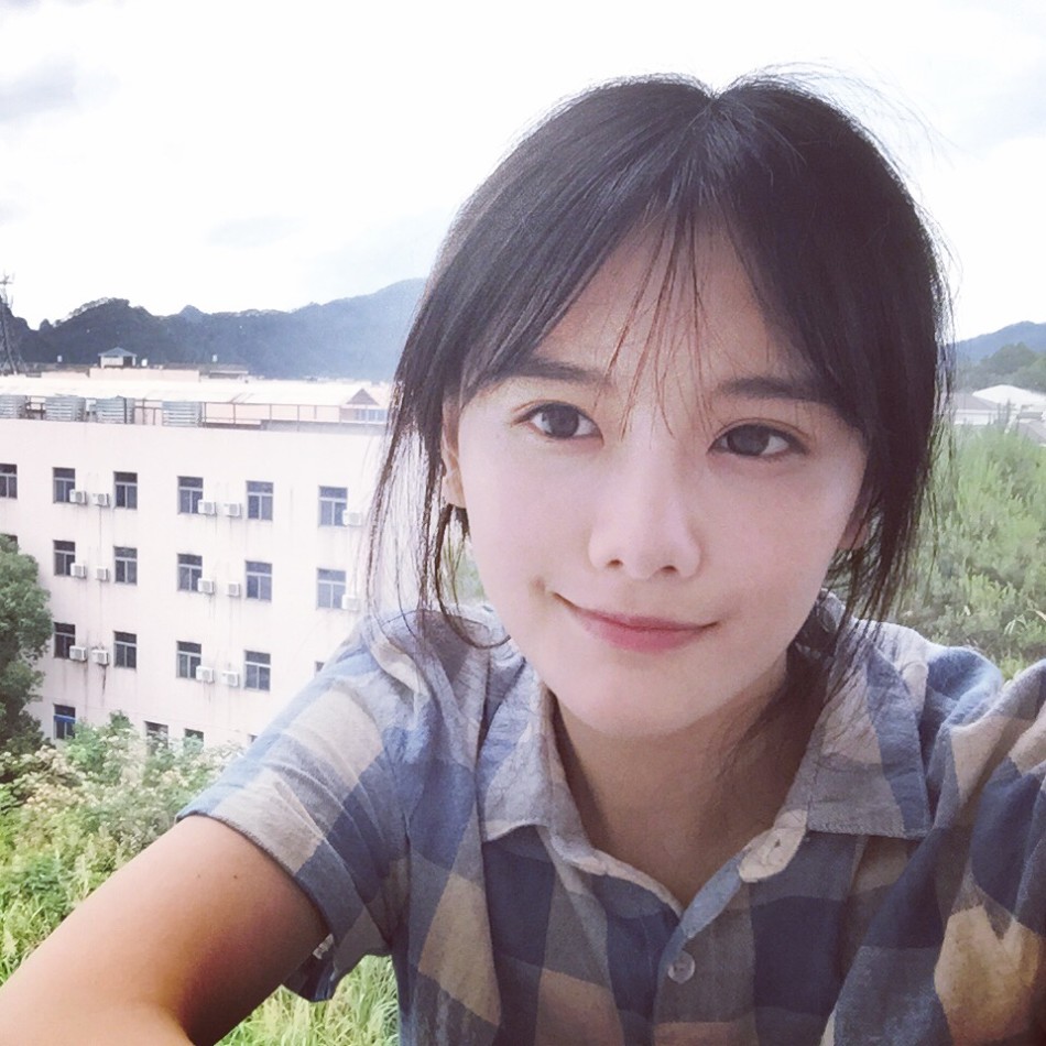 最美碧瑶南笙现身游戏活动