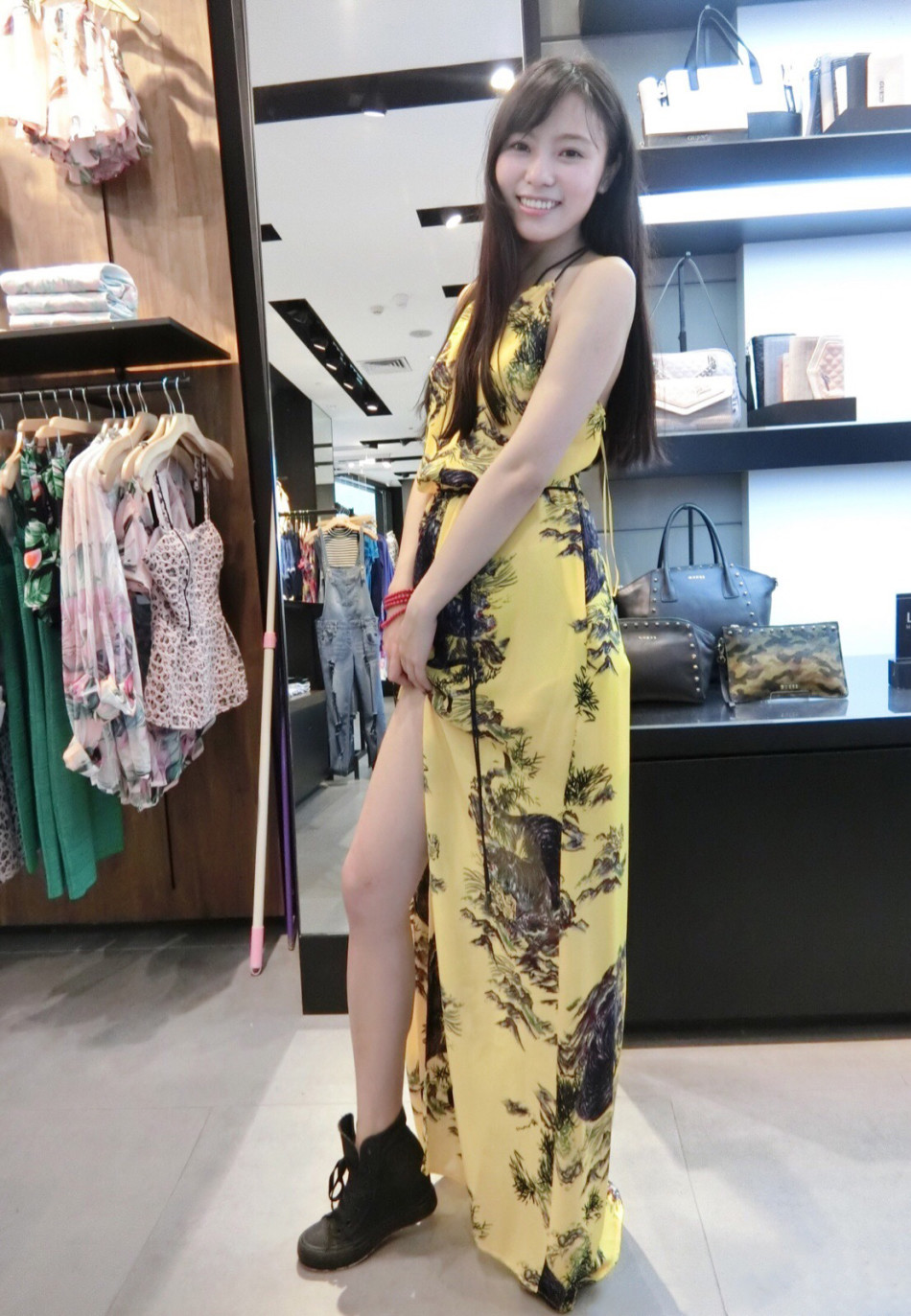 lol最萌音女主播冬阳入驻电商