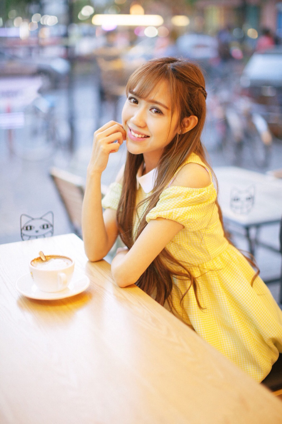 电竞喜讯美女主持宝宝怀孕