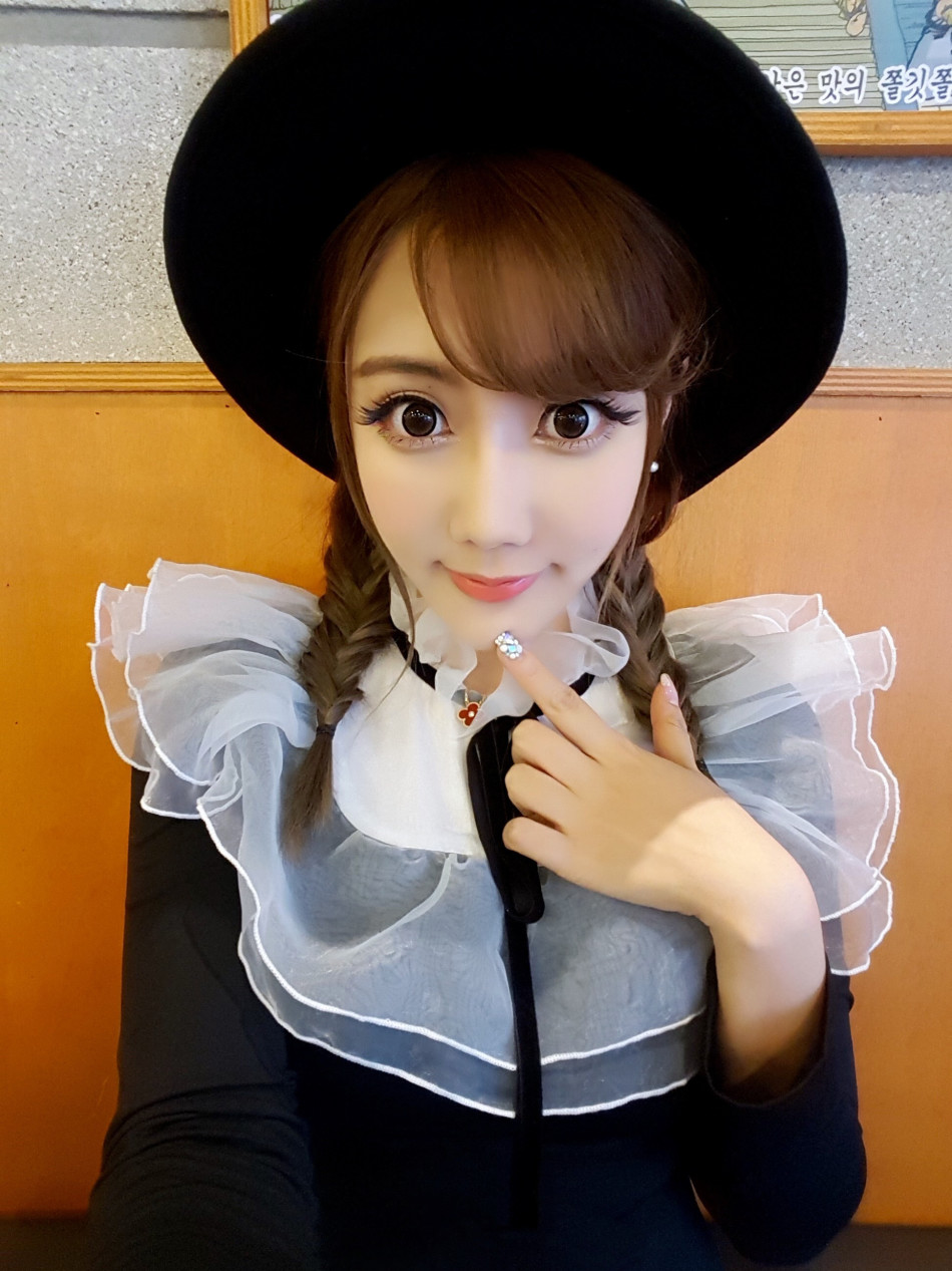 小心小訫,2014lspl春季赛美女解说.