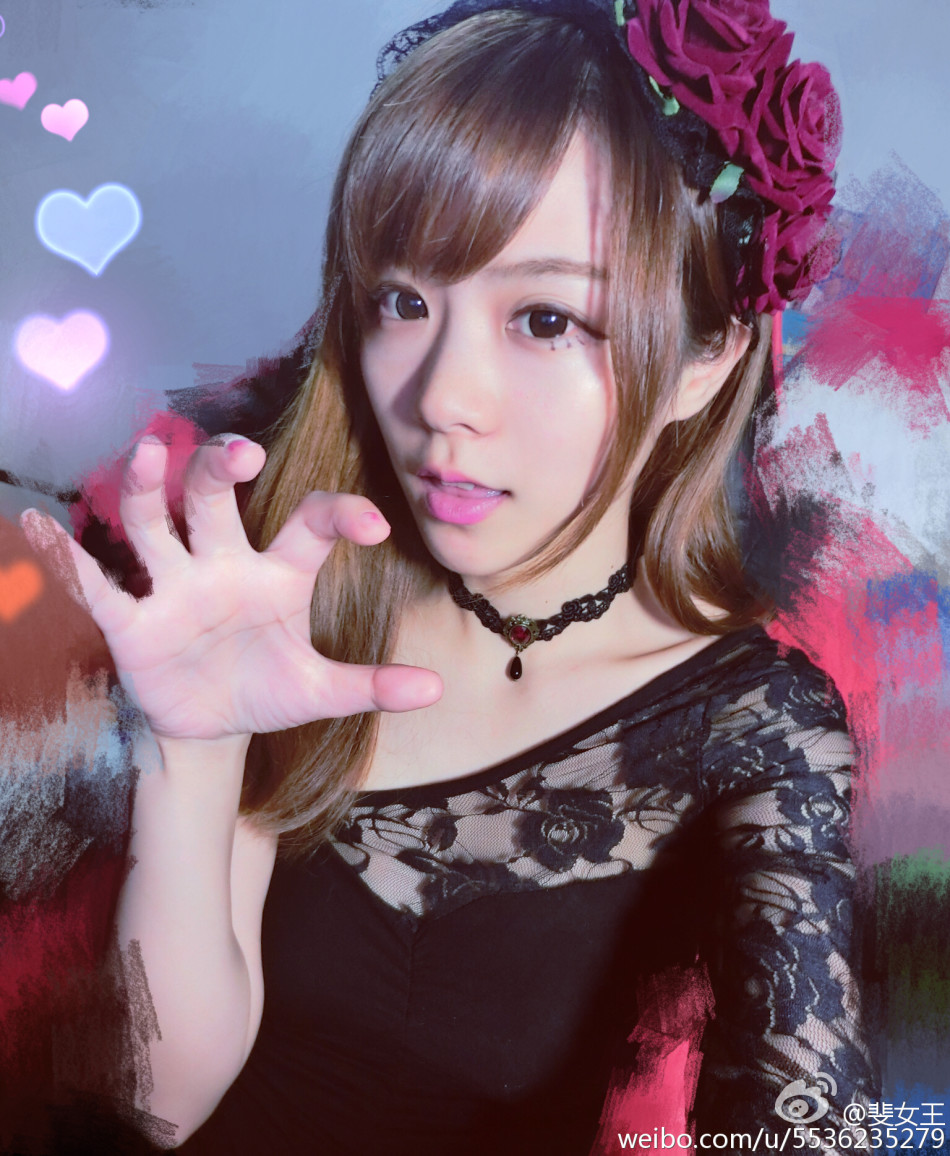 游戏主播斐女王 呆萌可爱傻白甜